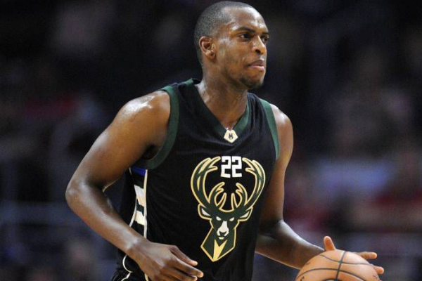 东契奇背打 东契奇背打